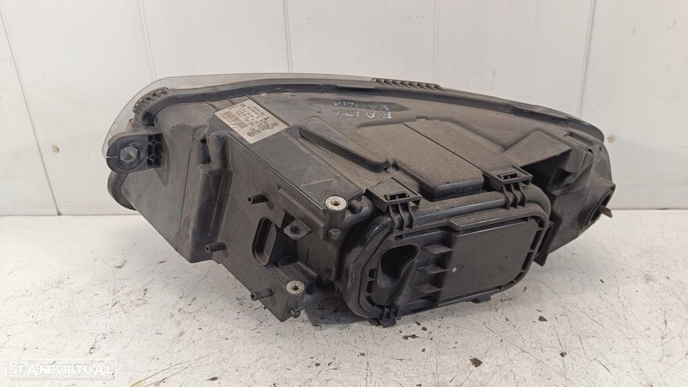 FAROL DIREITO AUDI A6 2006 -4F0941004 - 3