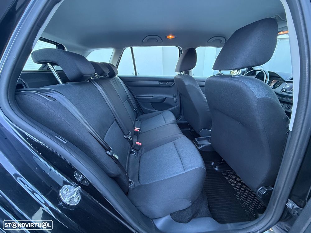 Skoda Fabia Break 1.0 Active - 25