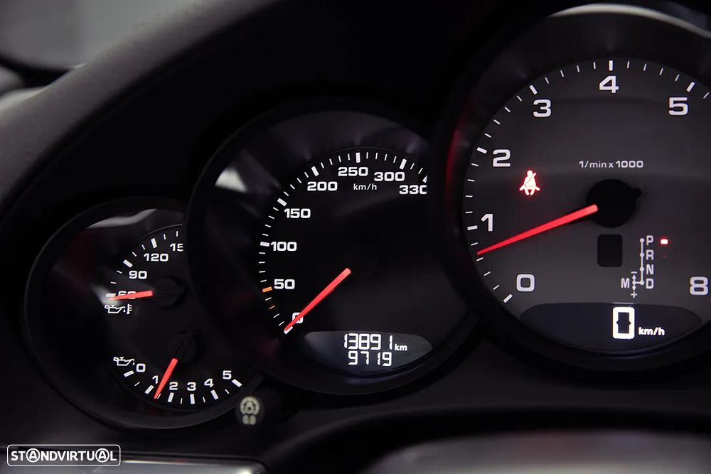 Porsche 911 (991) Carrera 4 S PDK - 11