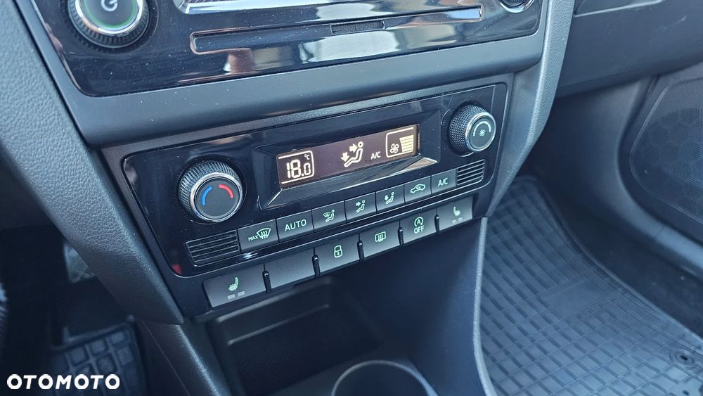 Skoda RAPID 1.0 TSI Style - 8