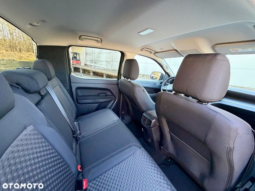 Volkswagen Amarok - 15