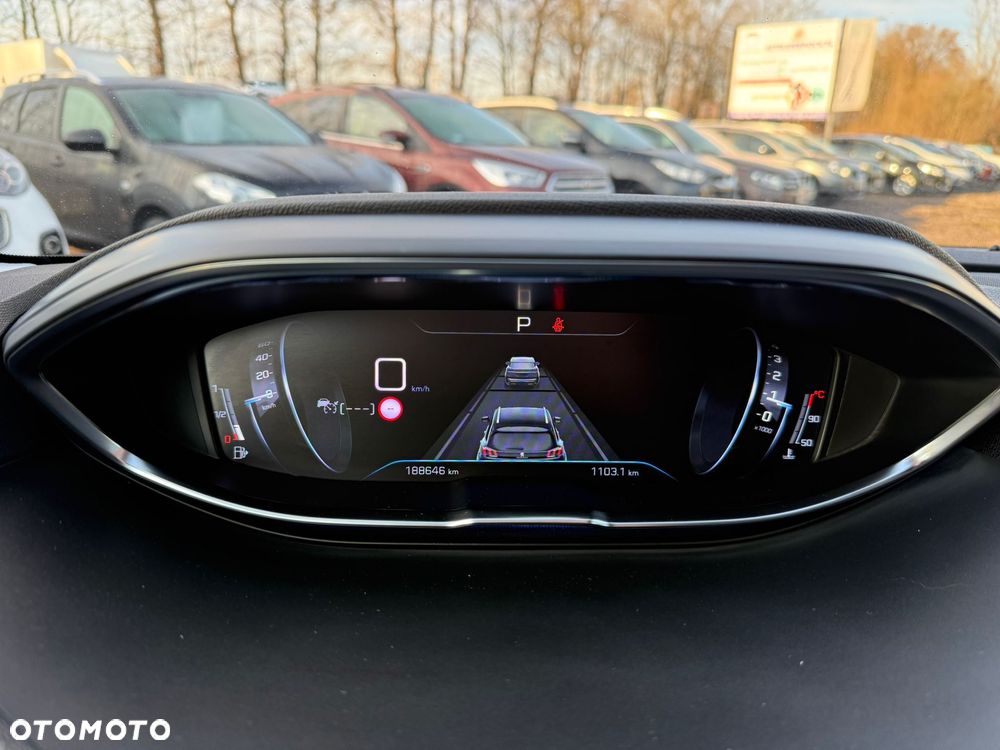 Peugeot 3008 1.5 BlueHDi Active S&S EAT8 - 36