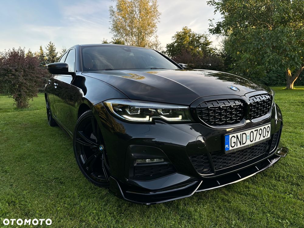 BMW Seria 3 330i M Sport - 34