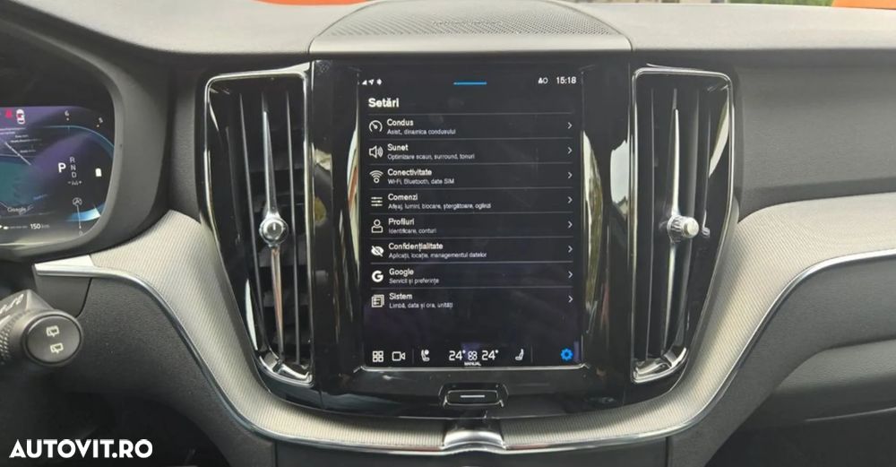 Volvo XC 60 B4 MHEV AWD R-Design - 25