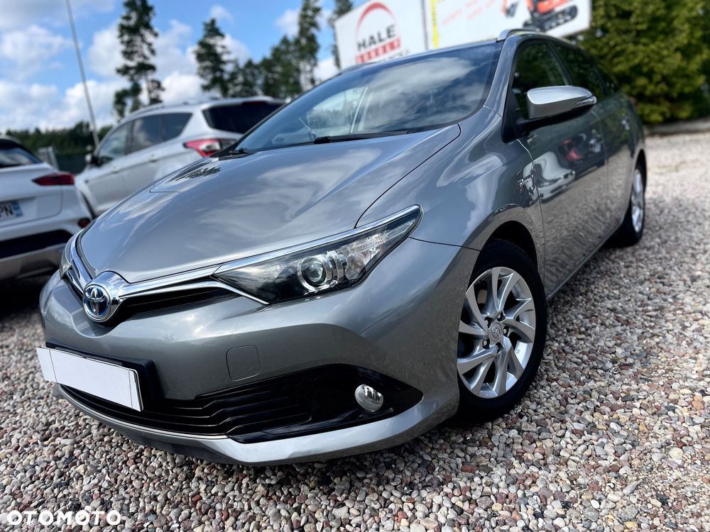 Toyota Auris - 1