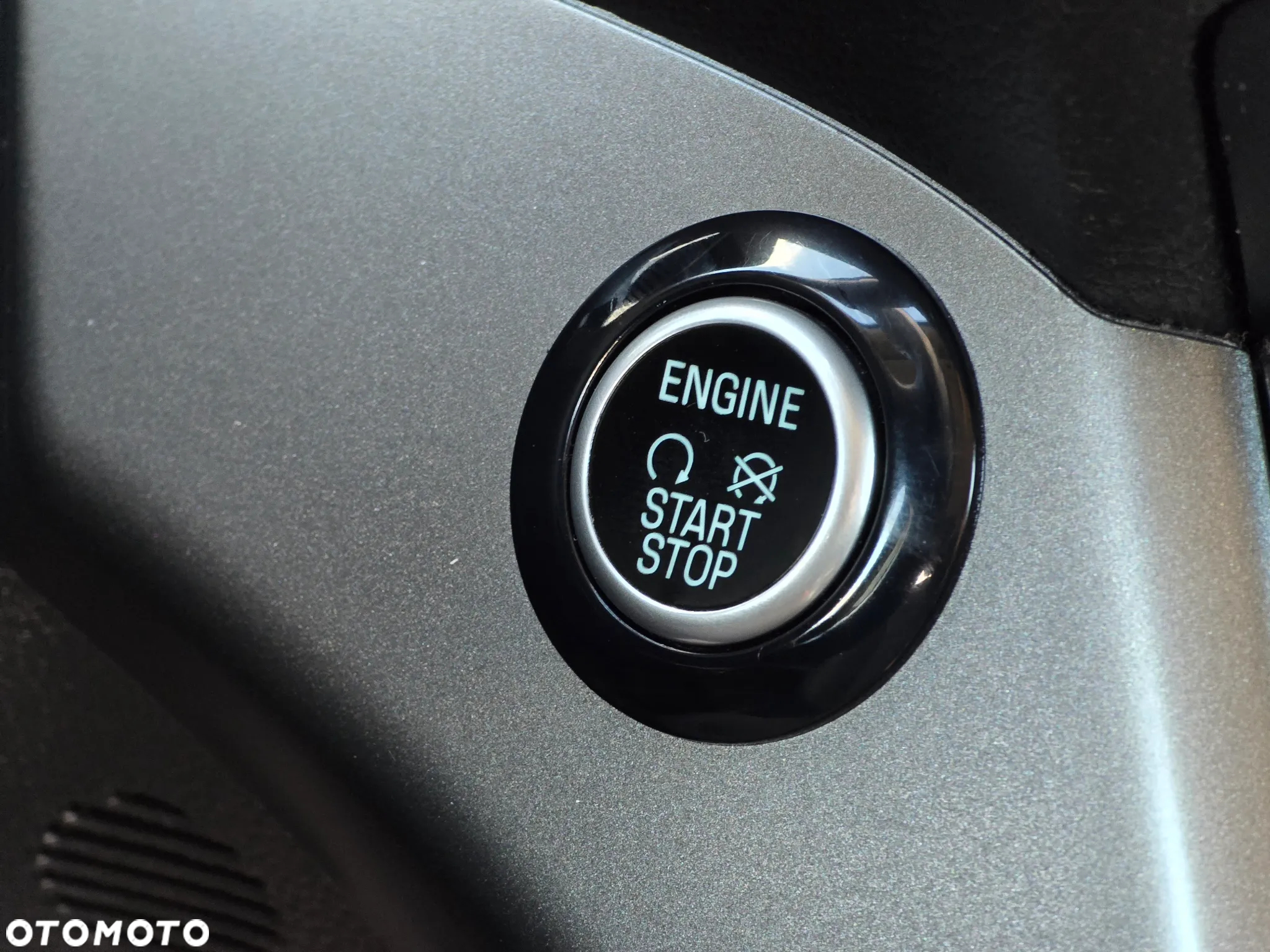 Ford Kuga 1.5 EcoBoost 2x4 Trend - 27