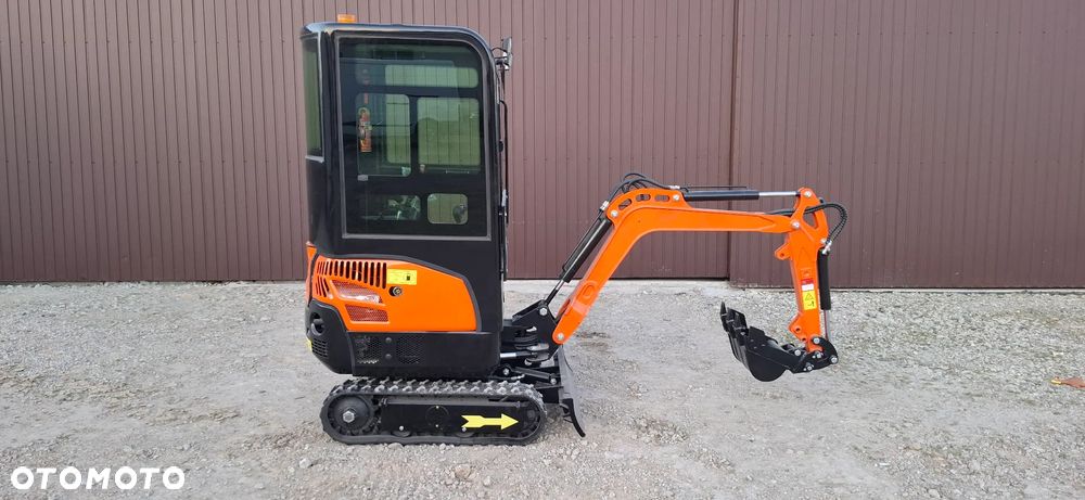 Inny Minikoparka Gąsienicowa EX15 - 16