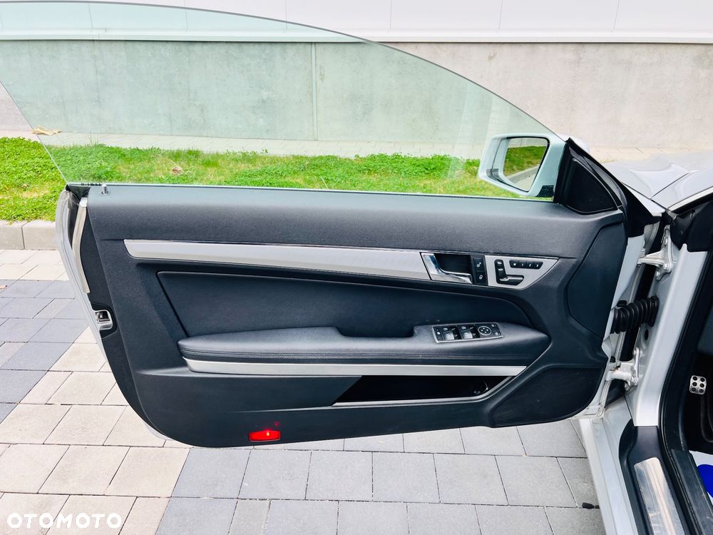 Mercedes-Benz Klasa E 250 CDI DPF BlueEFFICIENCY Automatik Avantgarde - 23