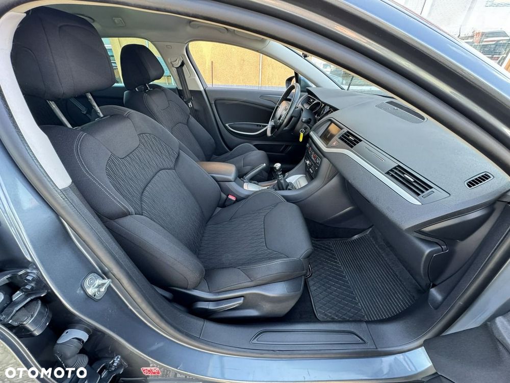 Citroën C5 HDi 140 FAP Confort - 28