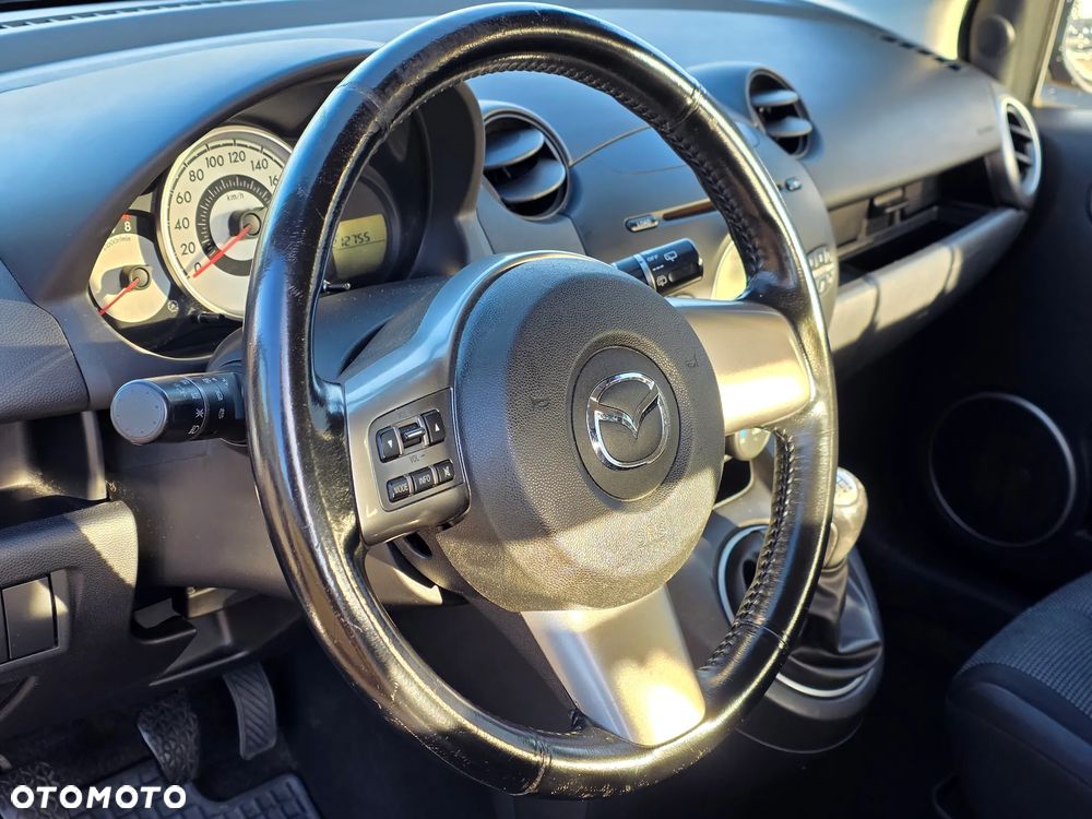 Mazda 2 1.3 Exclusive+ - 11