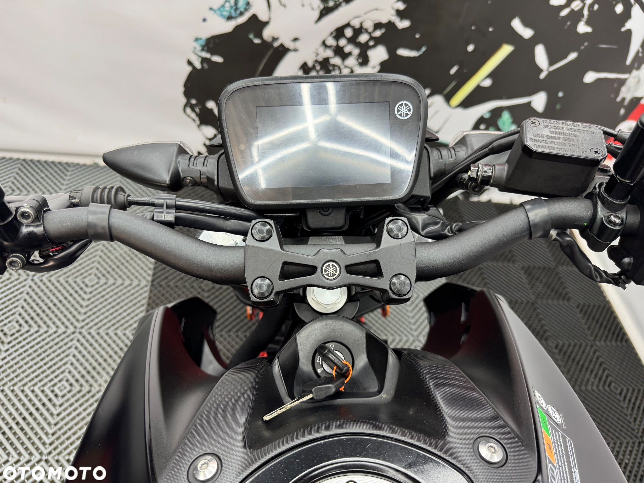 Yamaha MT - 24