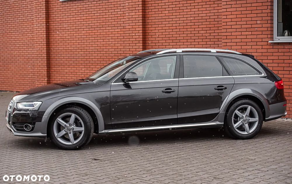 Audi A4 Allroad - 27