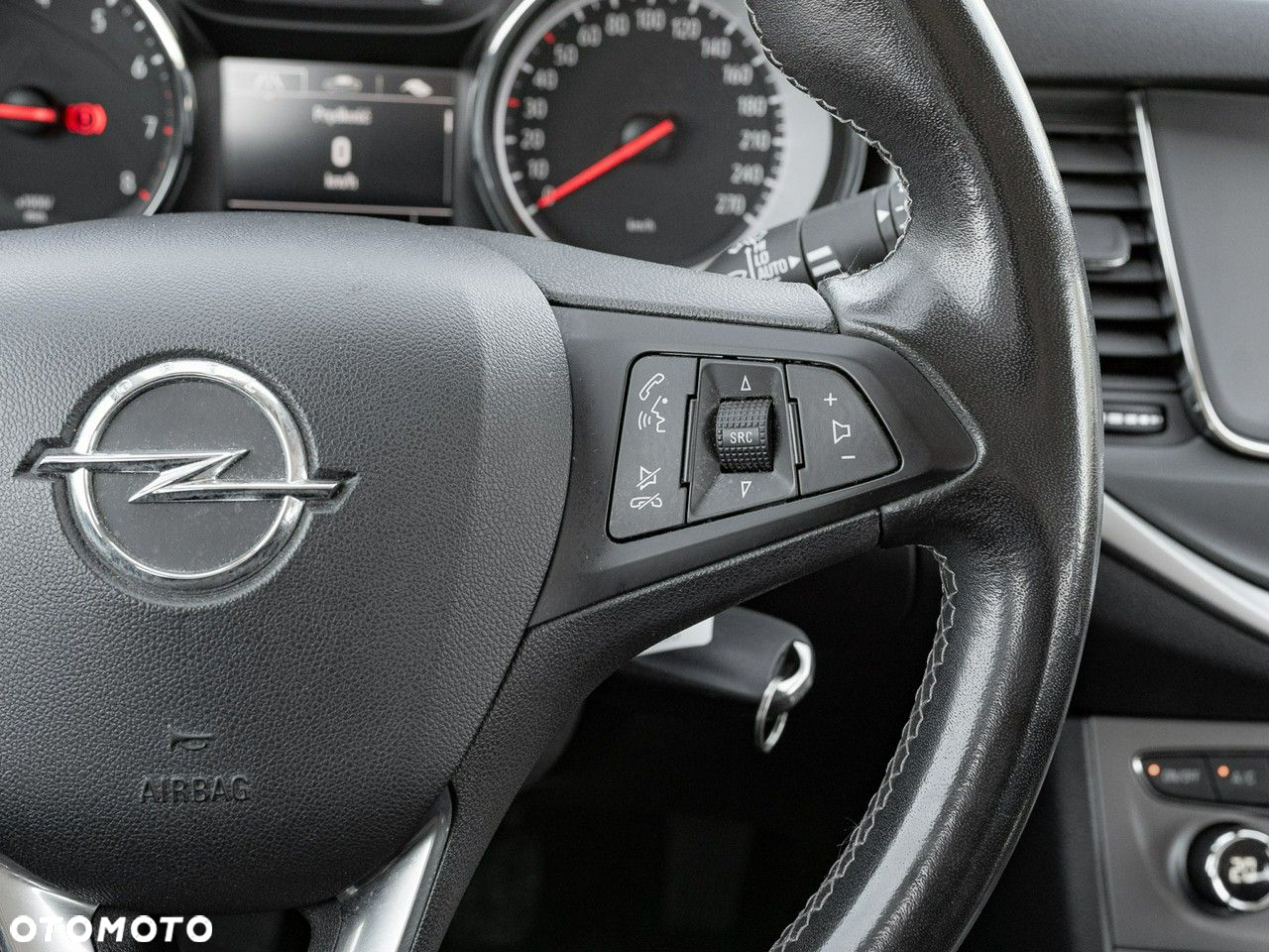 Opel Astra V 1.2 T Edition S&S - 18