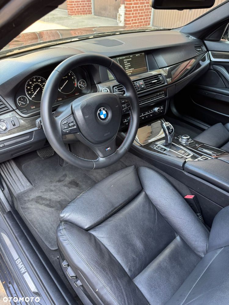 BMW Seria 5 528i xDrive - 16