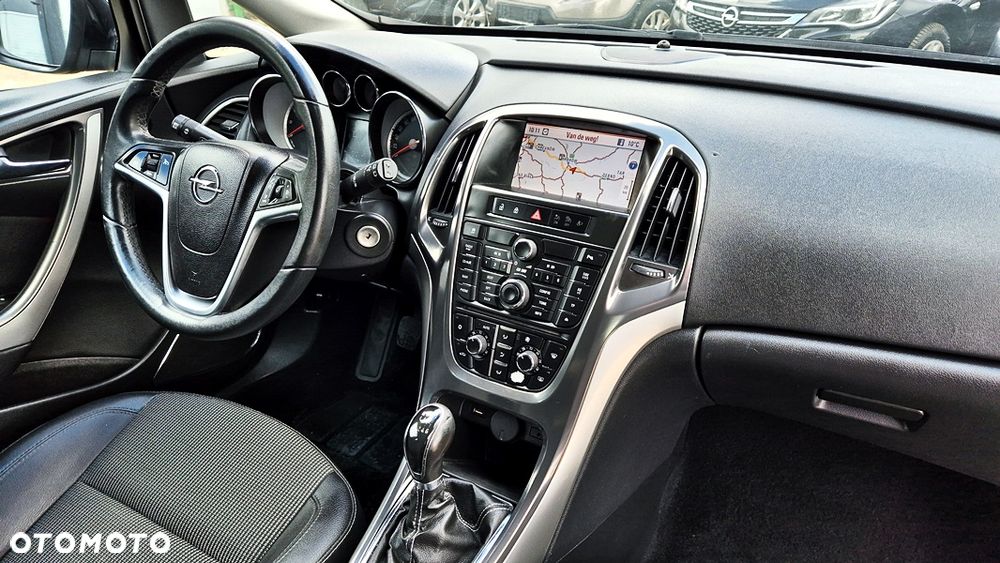 Opel Astra 1.4 Turbo Cosmo - 39