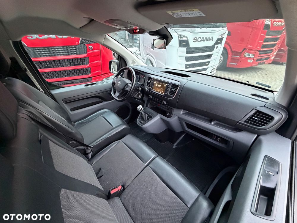 Opel Opel Vivaro 2.0 Diesel 150KM 80 000km serwisowany tylko w ASO IDEALNY STAN - 16