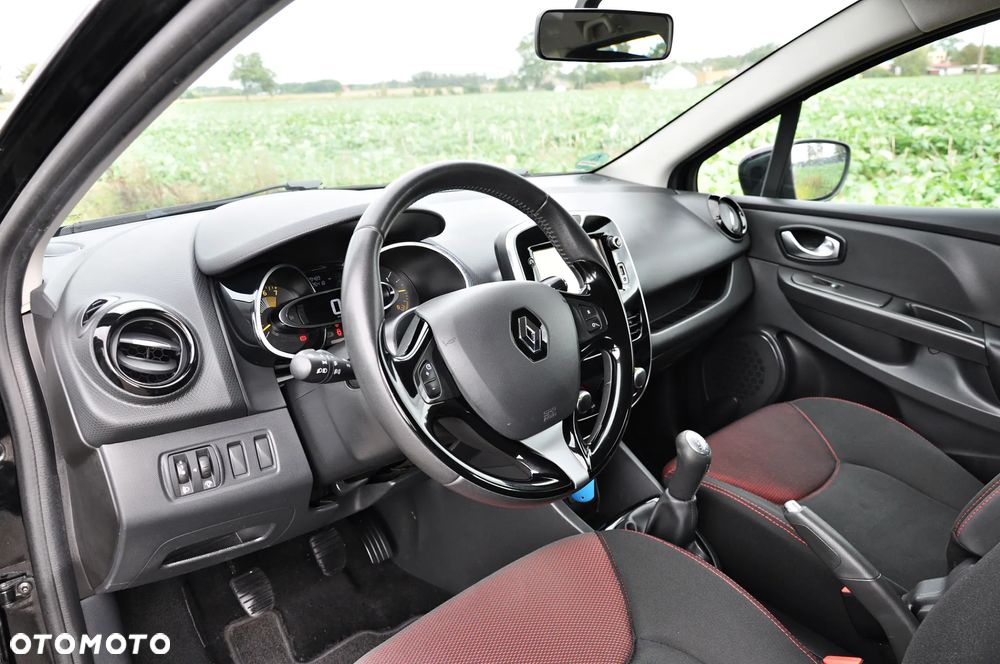 Renault Clio - 17