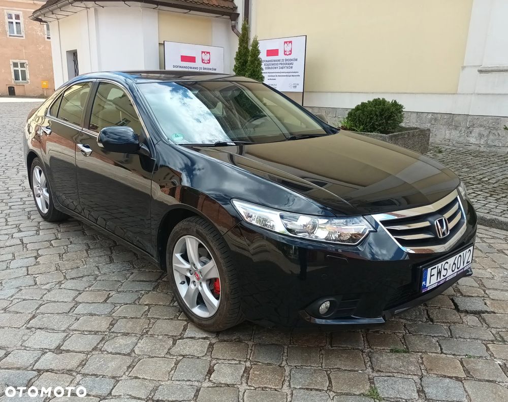 Honda Accord 2.0 Elegance 50 Jahre Edition - 1