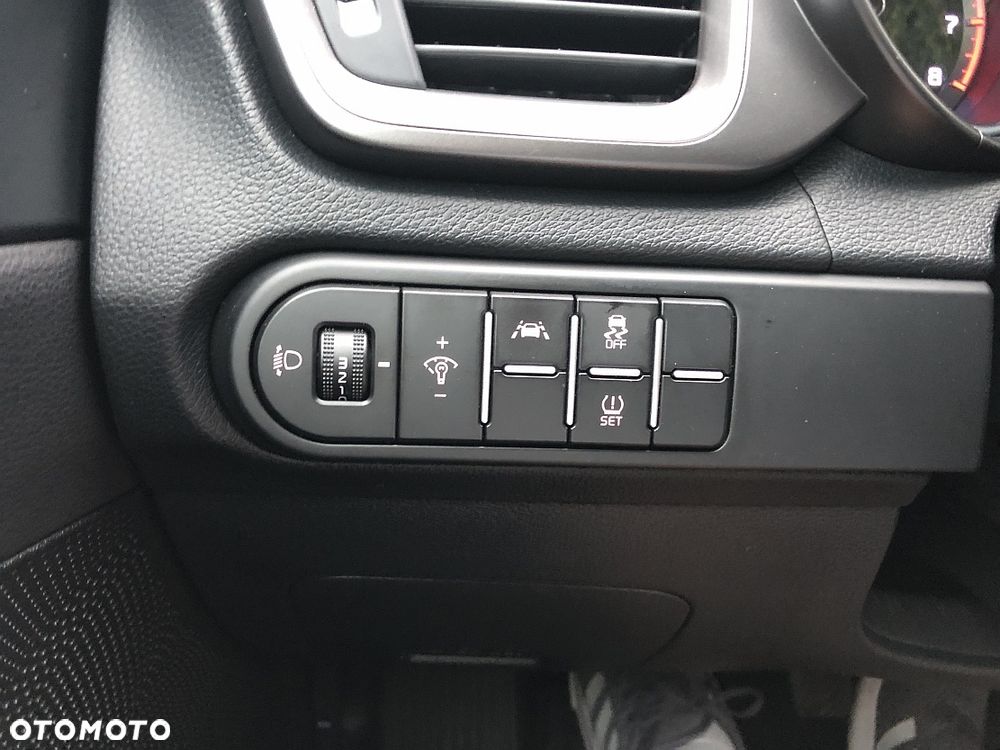 Kia Ceed 1.5 T-GDI L - 27