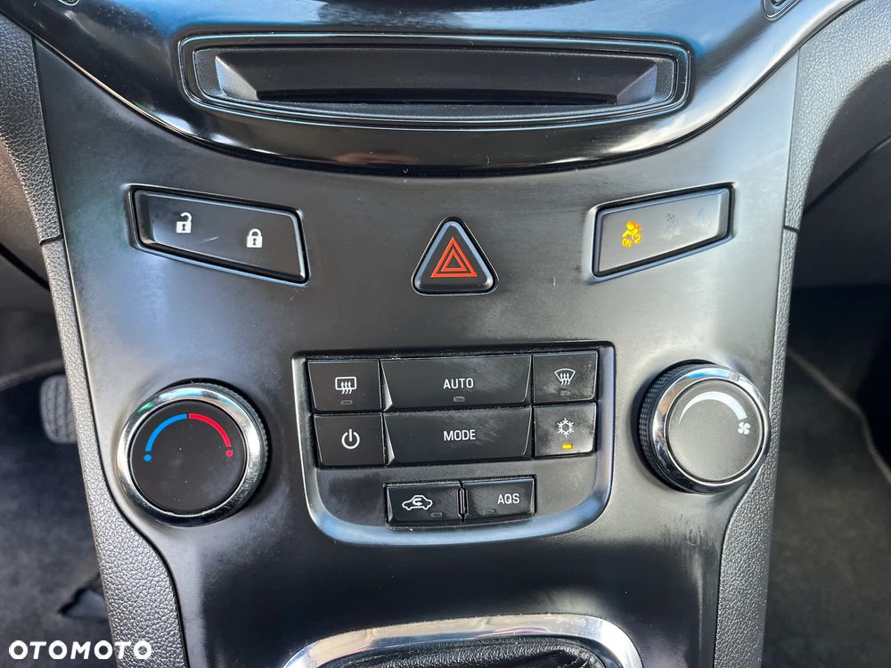 Chevrolet Orlando 2.0 D LT+ - 25