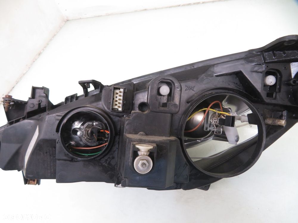 LAMPA PRAWA PRZEDNIA PEUGEOT 307 FL LIFT - 3