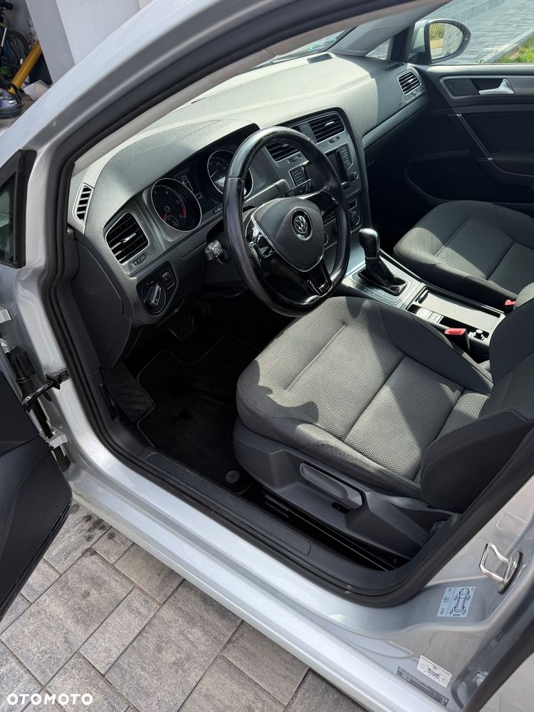 Volkswagen Golf 1.6 TDI DPF DSG Comfortline - 8