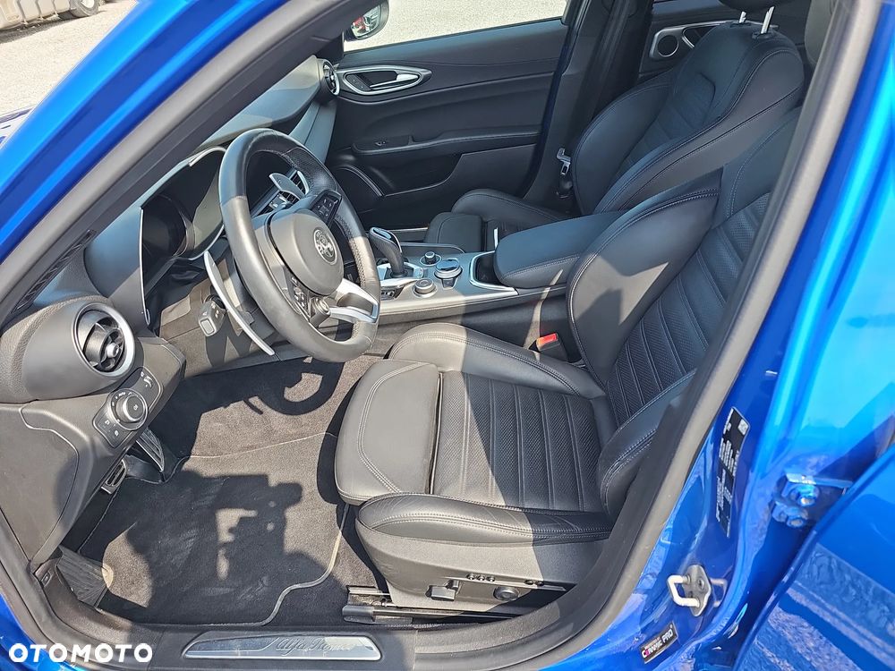 Alfa Romeo Giulia 2.0 Turbo Veloce Q4 - 21