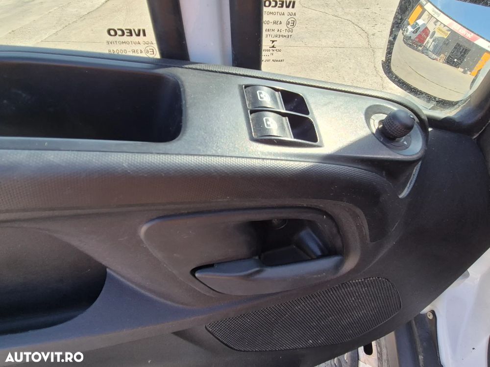 Iveco 35C16H3.0 D - 15