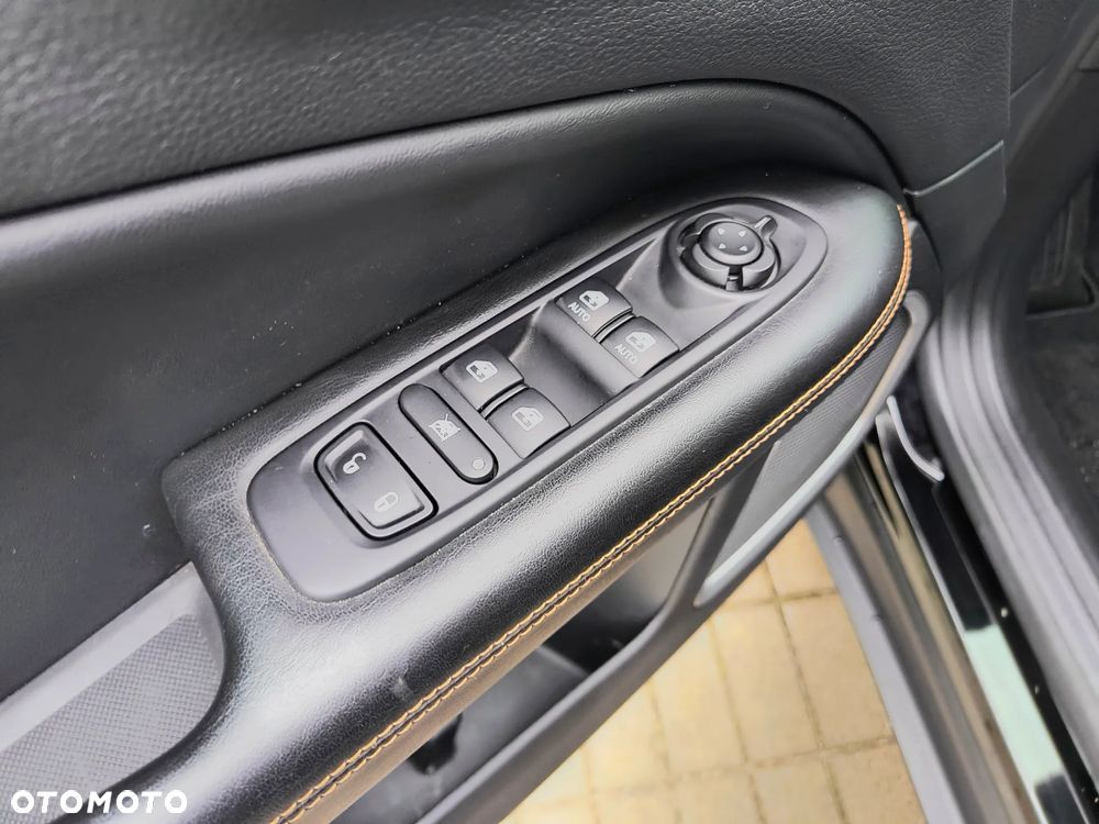 Jeep Compass 1.3 TMair Limited FWD S&S - 26