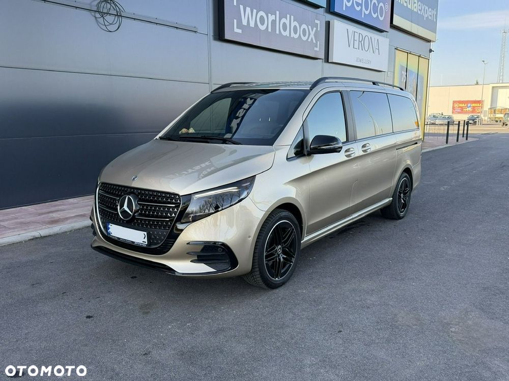 Mercedes-Benz Klasa V 300 d lang 4Matic 9G-TRONIC Exclusive - 4