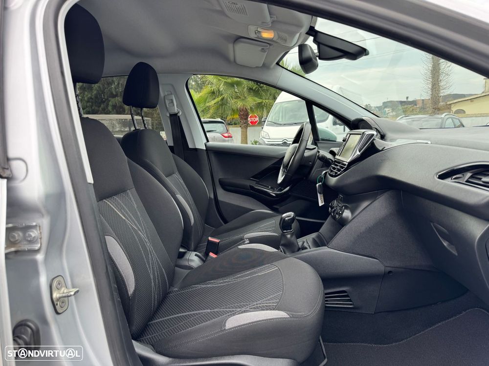 Peugeot 208 1.4 HDi Active - 21