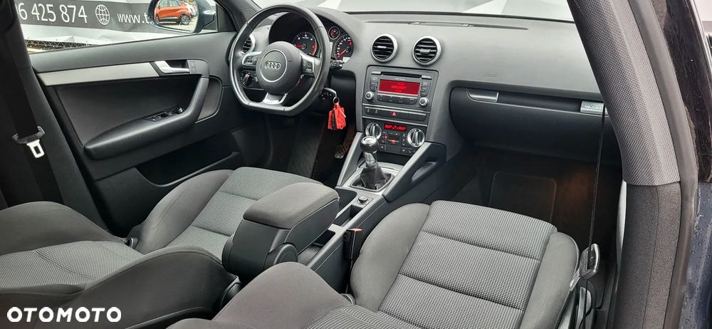 Audi A3 Sportback 2.0 TDI DPF quattro S line Sportpaket - 16