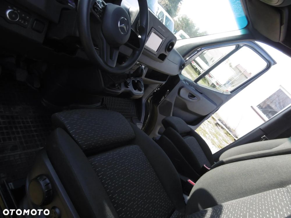 Mercedes-Benz Sprinter Long PRO 907.235 - 7