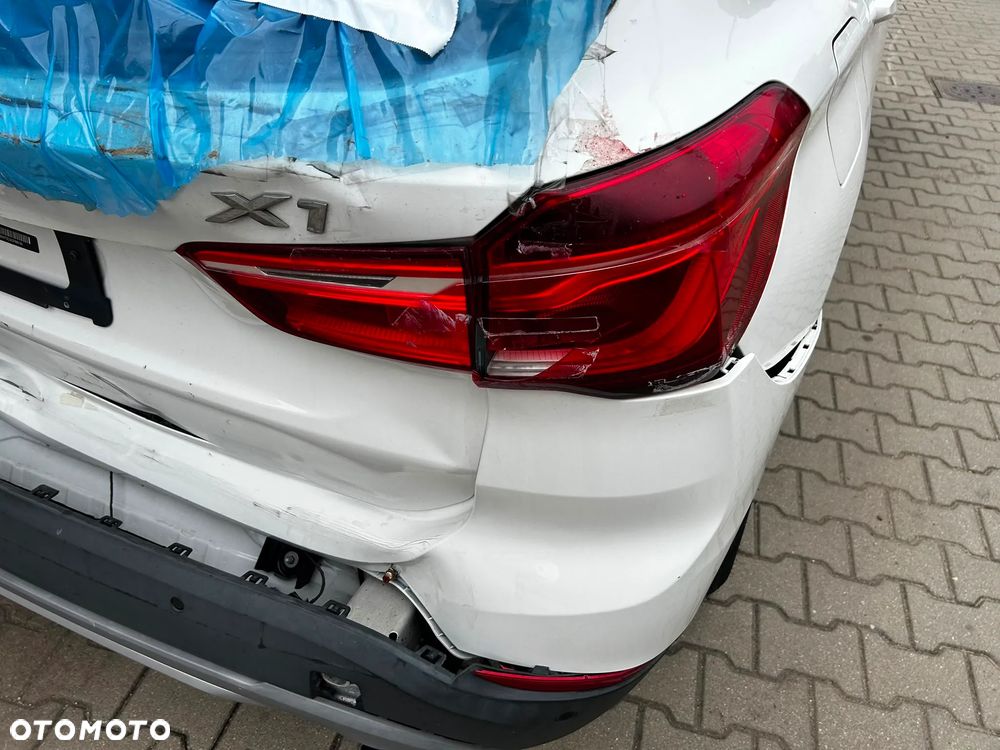 BMW X1 xDrive25i xLine - 11