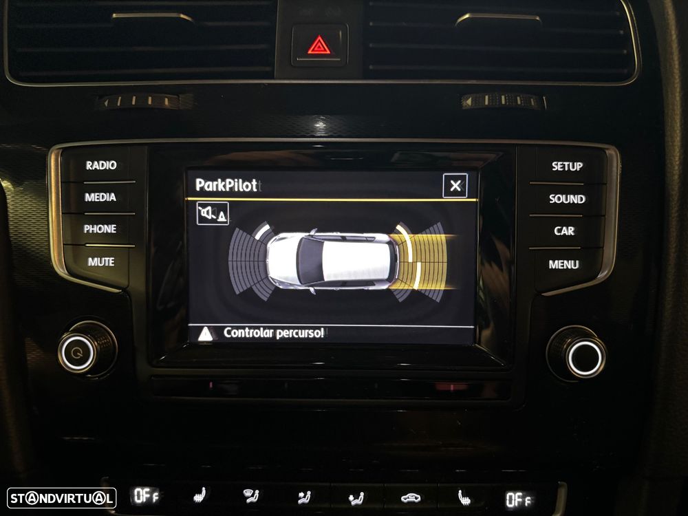 VW Golf 2.0 TDI GTD DSG - 22