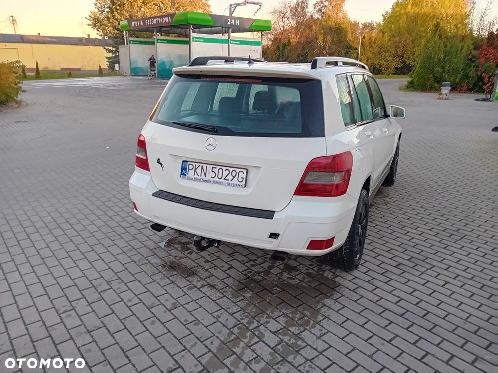 Mercedes-Benz GLK 200 CDI (BlueEFFICIENCY) - 4
