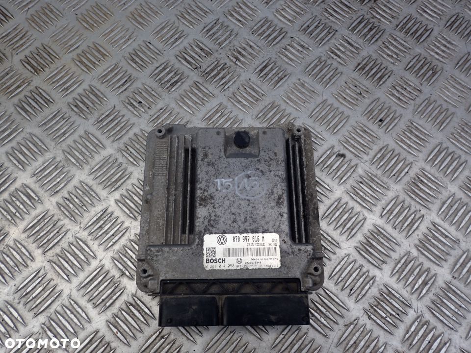 VW T5 2.5 TDI STEROWNIK SILNIKA 070997016M RADOM - 1