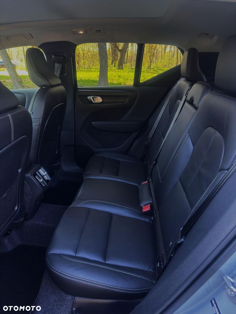 Volvo XC 40 B5 B AWD Geartronic Inscription - 25