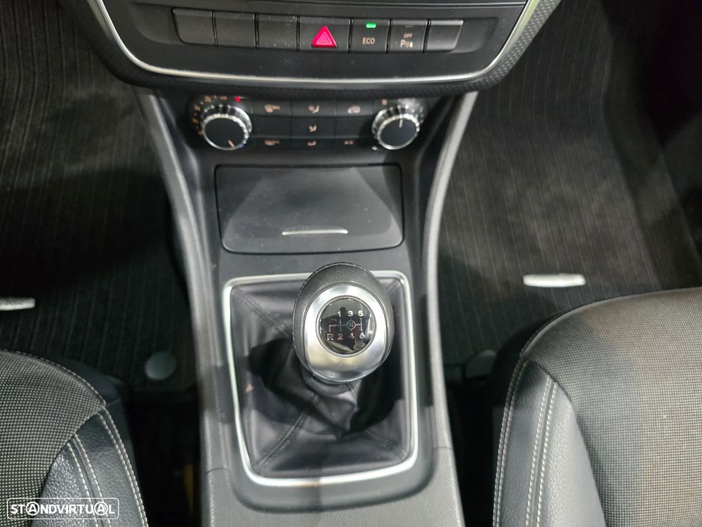 Mercedes-Benz A 180 - 17