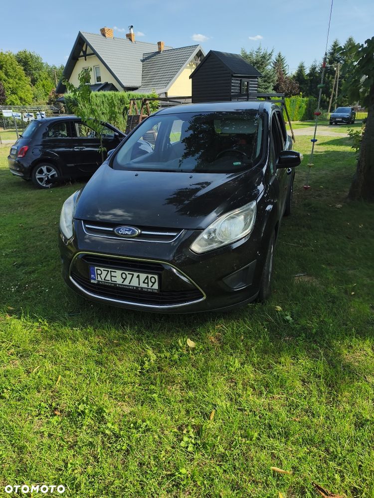 Ford Grand C-MAX - 1
