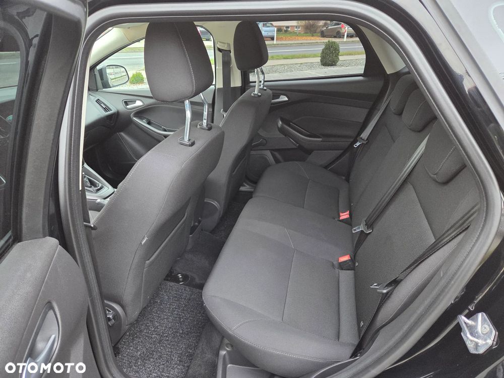 Ford Focus - 12