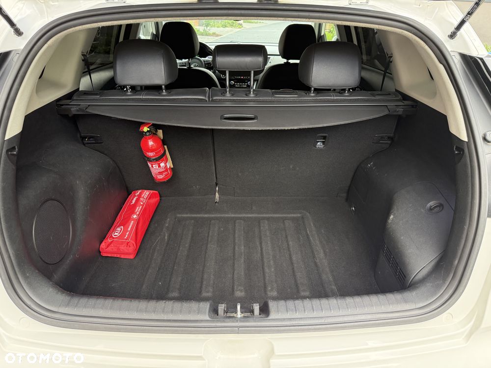Kia Niro 1.6 GDI Hybrid L - 9
