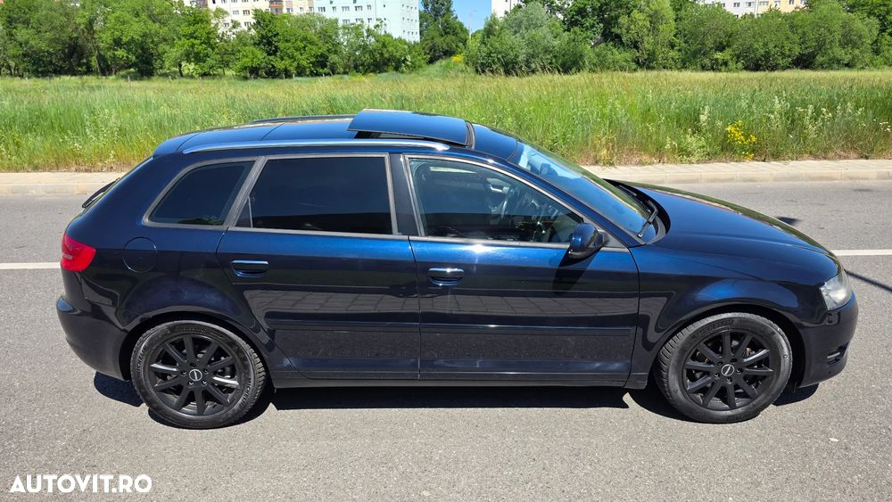 Audi A3 2.0 TDI DPF S tronic S line Sportpaket - 12