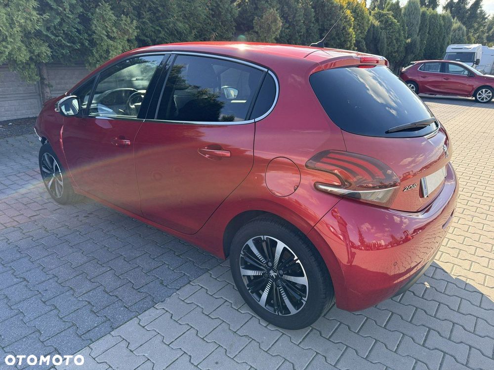 Peugeot 208 - 3