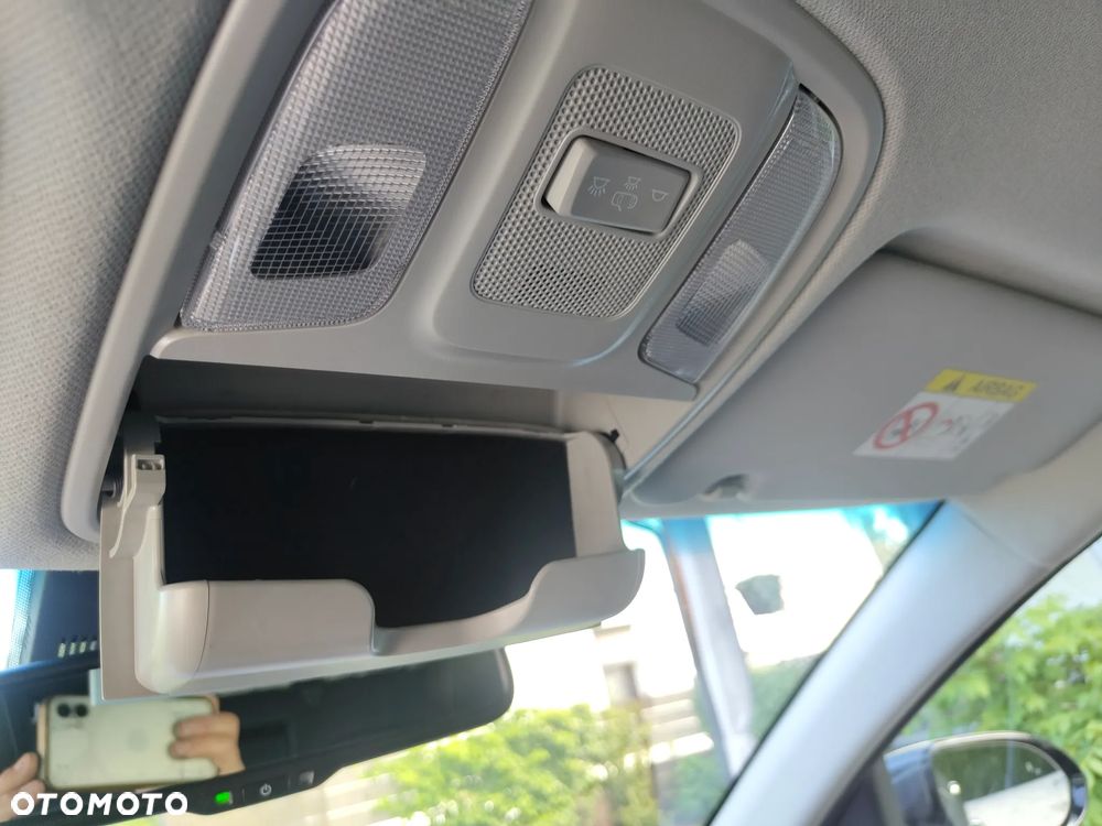 Kia Niro - 32