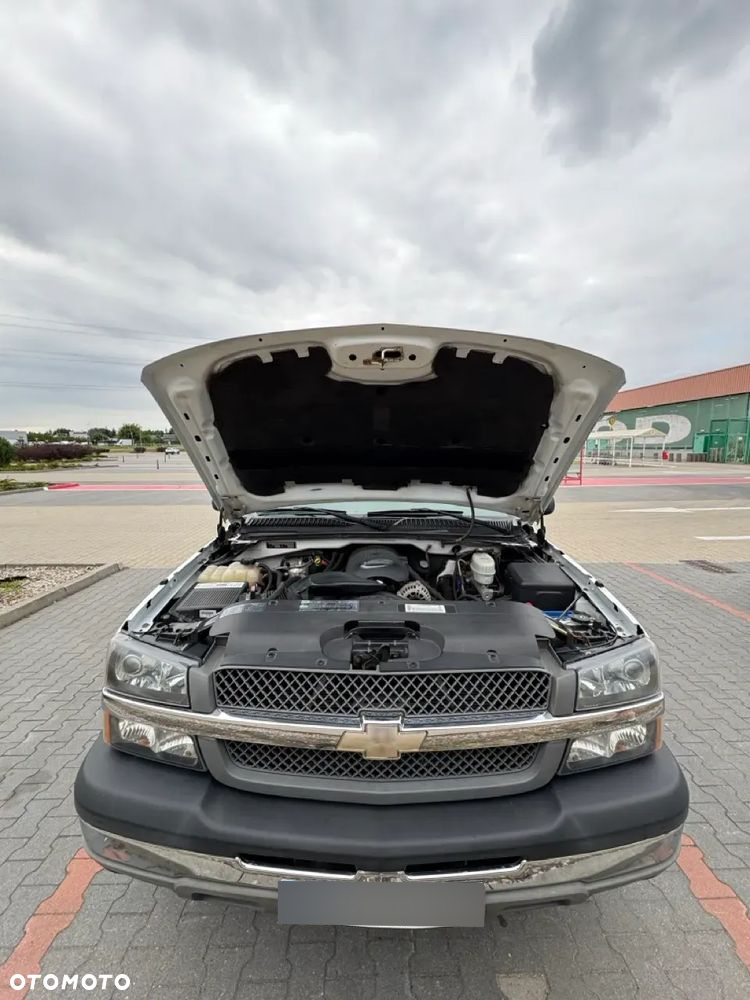 Chevrolet SILVERADO - 18