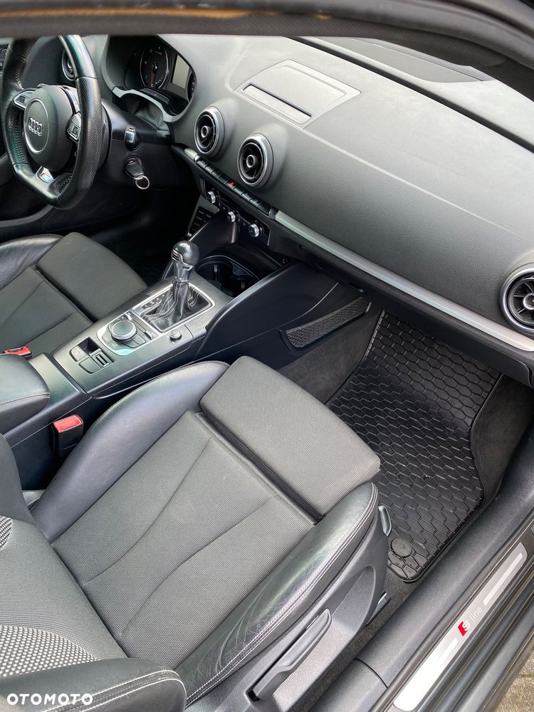 Audi A3 Sportback 2.0 TDI Ambiente S tronic - 22