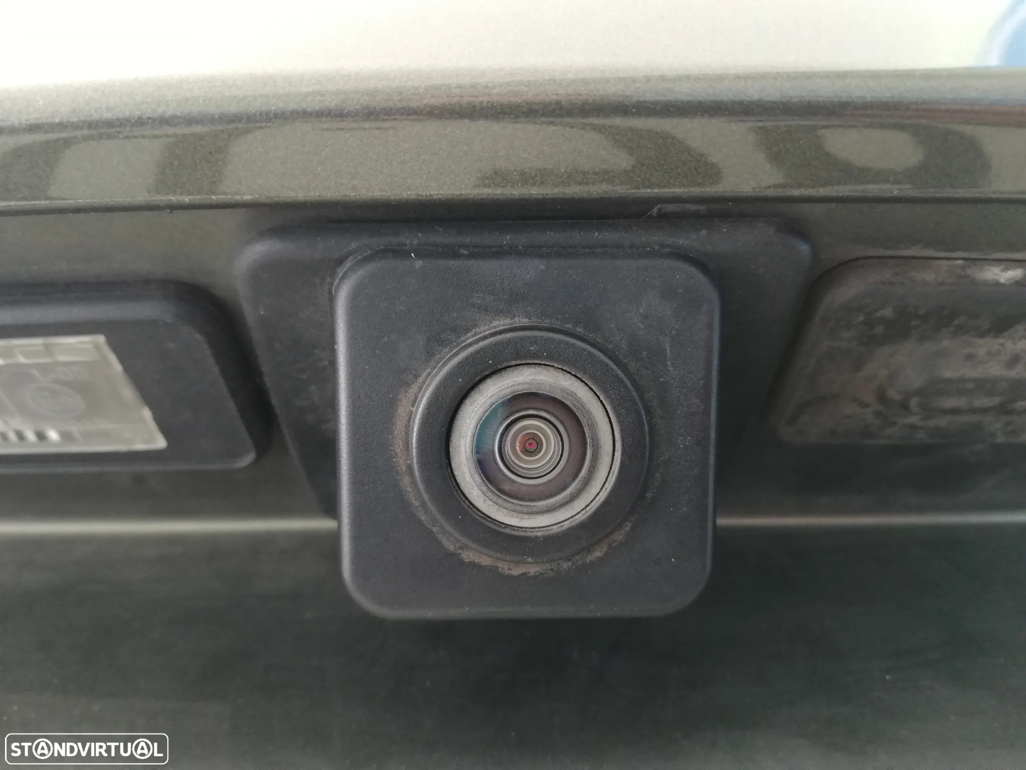Peugeot 3008 1.5 BlueHDi Allure Baixo Consumo EAT8 - 19