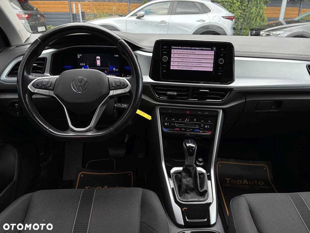 Volkswagen T-Roc - 34