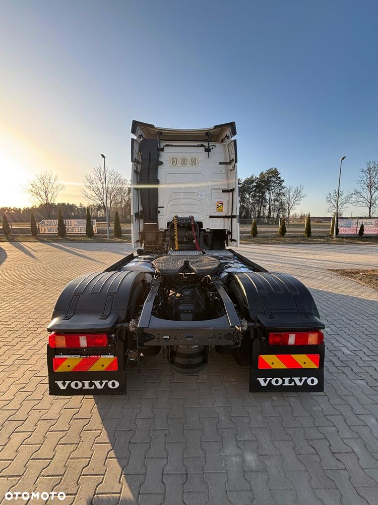 Volvo FH5 - 8